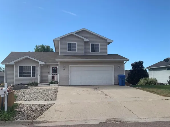 605 W 10th St, Dell Rapids, SD 57022