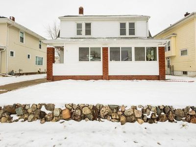 210 N State St, Mishawaka, IN, 46544