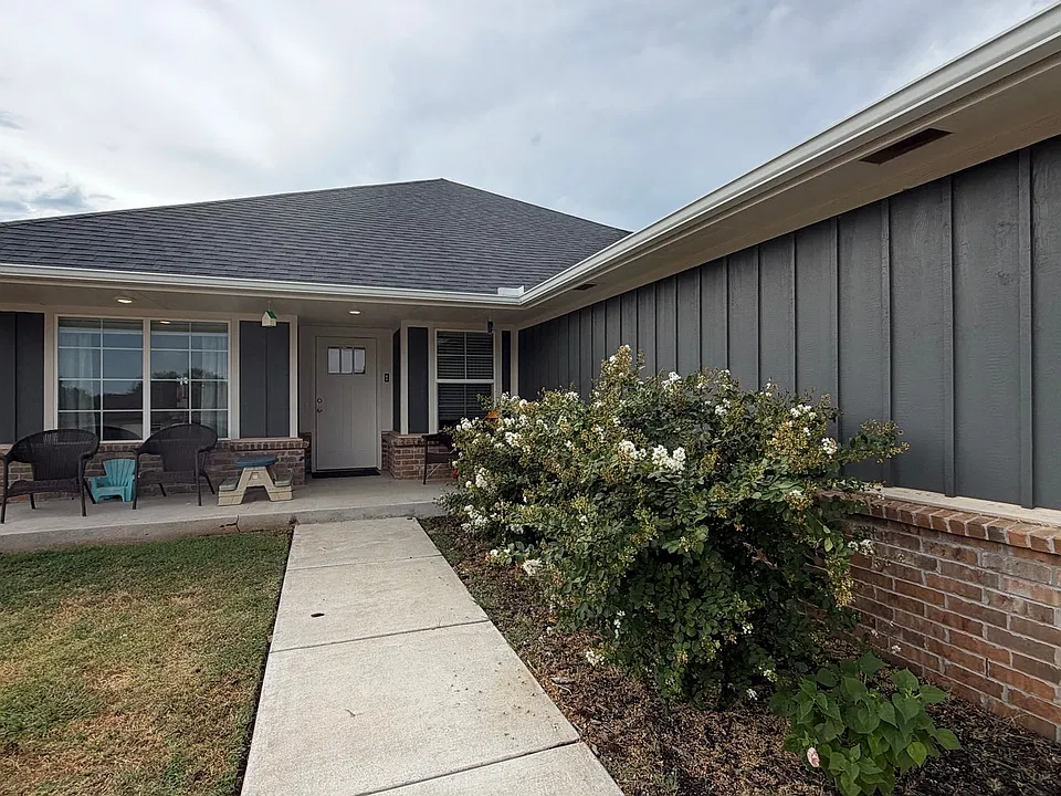 489 Hardesty Dr