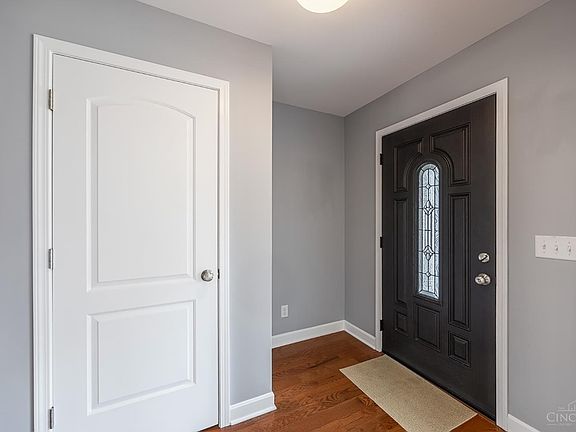 4th image of 8201 Whispering Valley Dr
