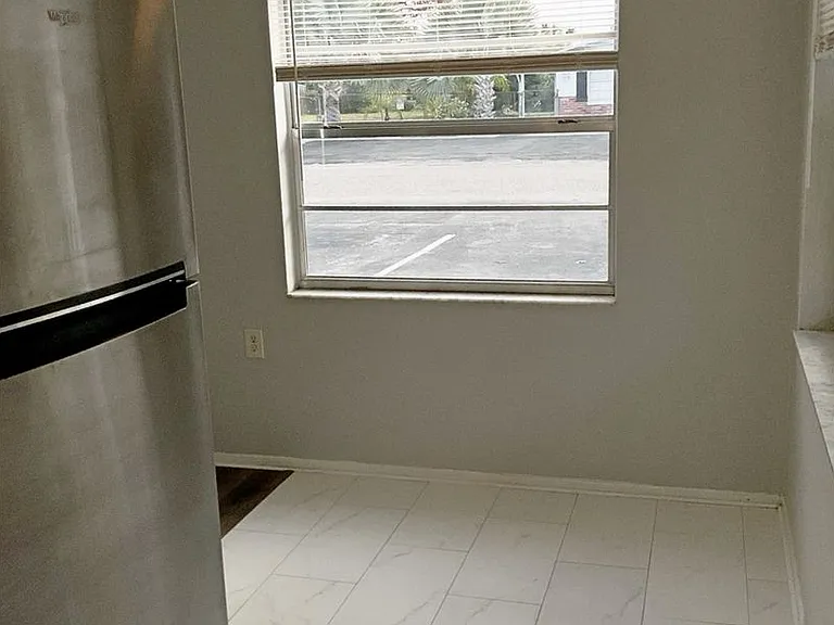 5633 Golden Nugget Dr — Photo 10