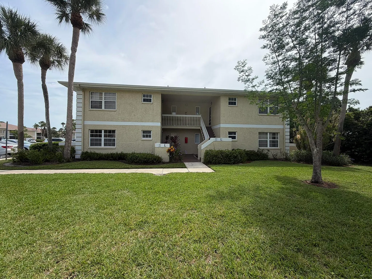 2 bed, 2.0 bath, 782 sqft, $1,750 — Photo 1
