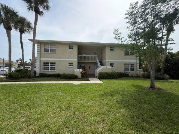 1546 SE Royal Green Cir, Port Saint Lucie, FL