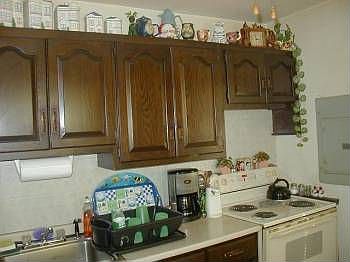 2nd image of 105 Center Ln