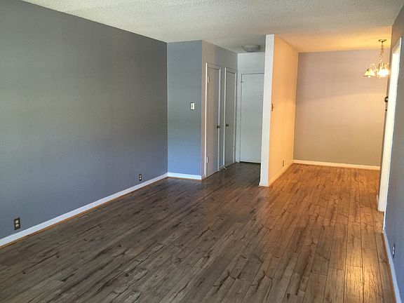2nd image of 2601 Bellefontaine St APT C102