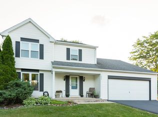 1600 Charles Ave, Algonquin, IL 60102