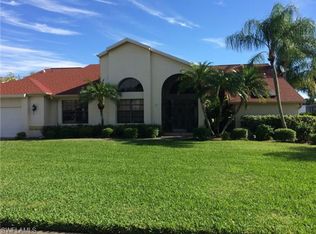 6940 Julie Ann Ct, Fort Myers, FL 33919