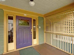 133 NW Trinity Pl #3, Portland, OR 97209