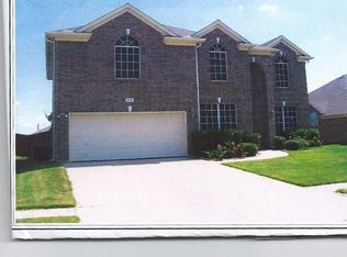 808 Chestnut Ave, Burleson, TX 76028