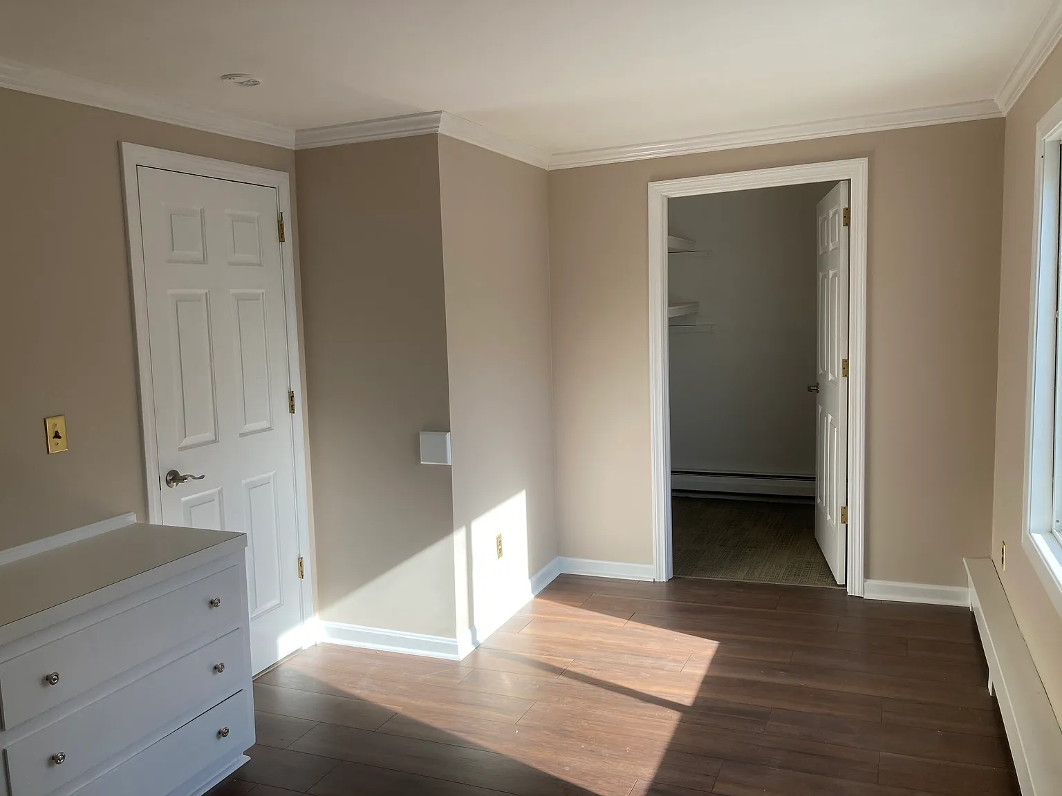 3 bed, $2,600 — Photo 2