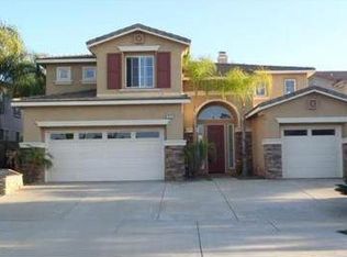 832 Jonliere Cir, Corona, CA 92882