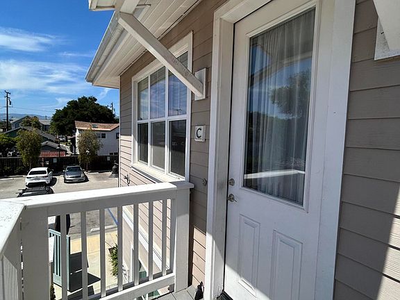 2nd image of 322 W Micheltorena St #C