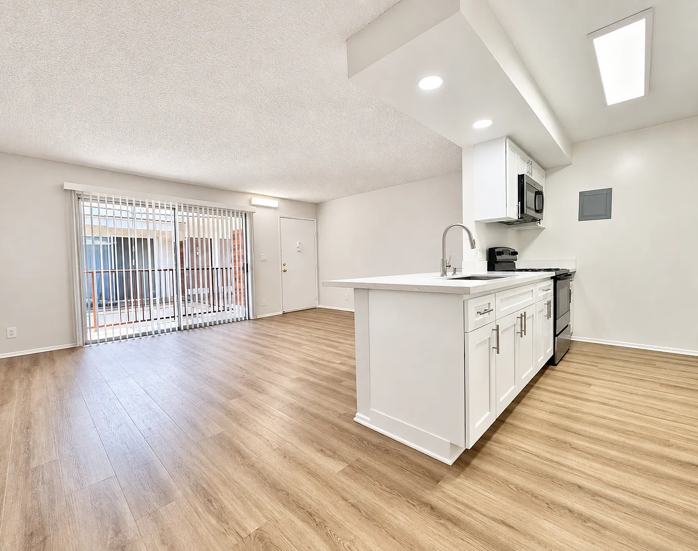 Studio, $1,499 — Photo 1