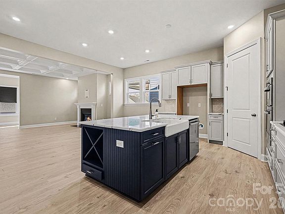 4th image of 135 Goorawing Ln