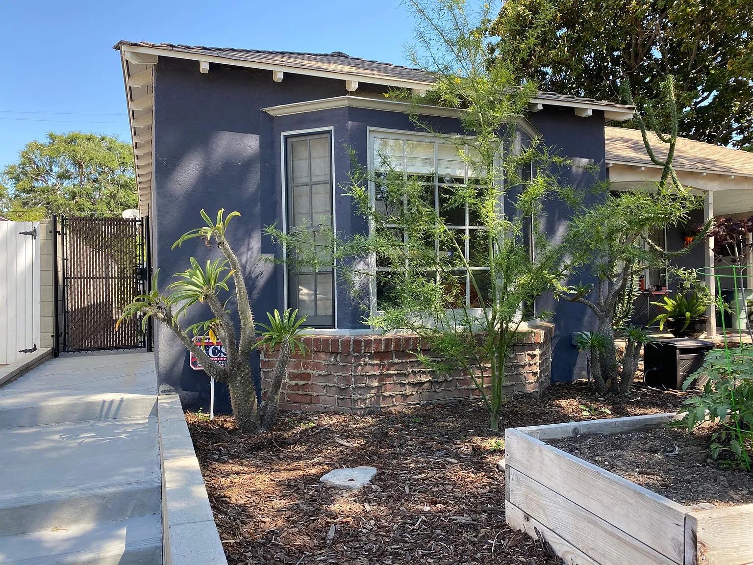 4217 W McFarlane Ave — Photo 3