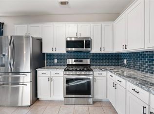 1712 Lynnville Trl, Austin, TX 78727