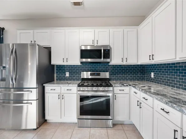 1712 Lynnville Trl, Austin, TX 78727