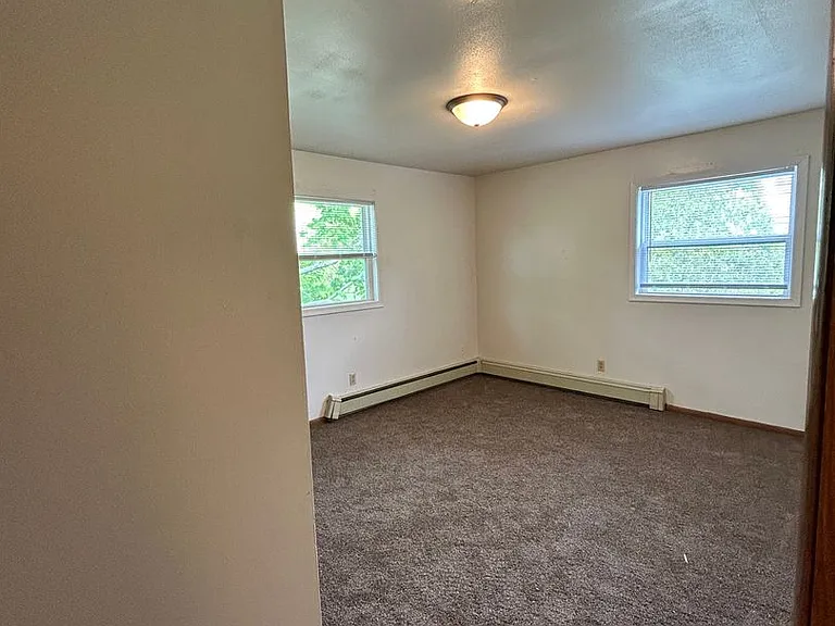 5513 Normandy St — Photo 4