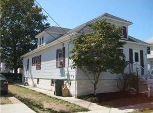 28 William St, Sayreville, NJ 08872