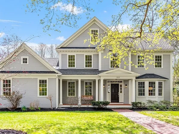 257 Nashoba Rd, Concord, MA 01742