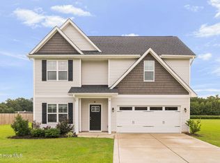 8 Sanford Lane, Dunn, NC 28334