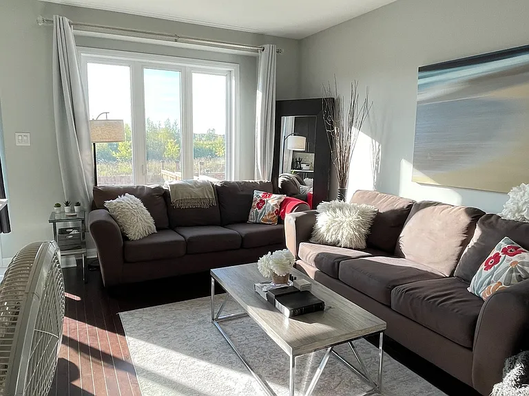 75 Aura Ave — Photo 15