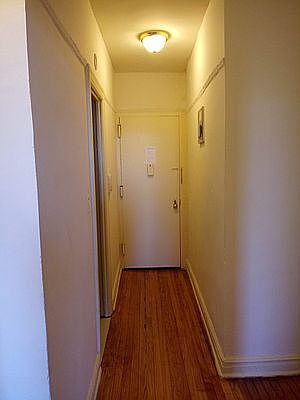 4th image of 4108 Parsons Blvd APT 2N