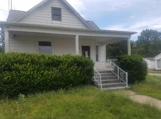 902 Main St, Palmer, IL 62556