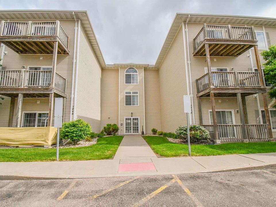 1st image of 7446 S Louise Ave APT 302