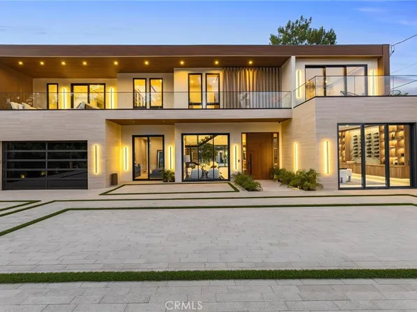 18777 Wells Dr, Tarzana, CA 91356