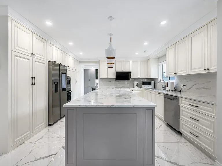 9840 Southgate Pl — Photo 7