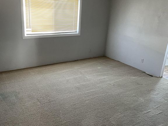 5th image of 3712 E Leihm Ln