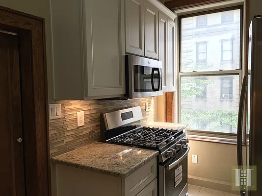 Rented by Halstead Real Estate | media 20