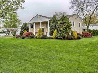 1410 Greenbriar Rd, York, PA 17404