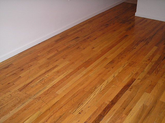 2nd image of 517 W 48th St APT 1RW