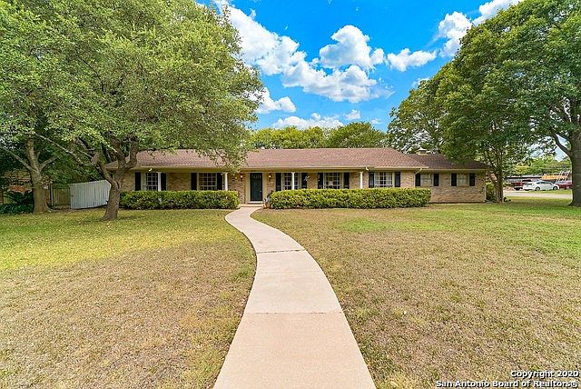 1st image of 203 Northcrest Dr