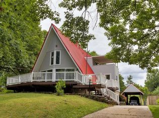 1429 Pioneer Rd, Des Moines, IA 50320