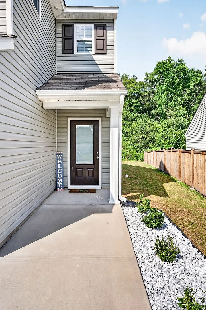 Newly Built 3br/3ba Home In A Peaceful Richland County Community! — Photo 3