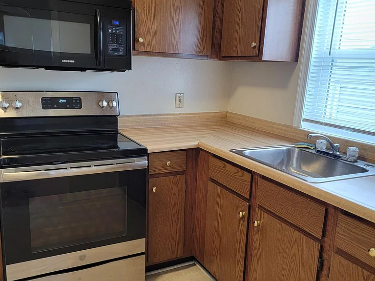 26 N Maryland Ave #B — Photo 4