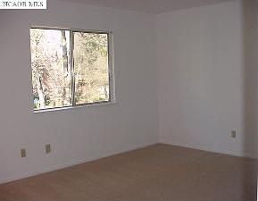 4th image of 10894 Woodchuck Ct