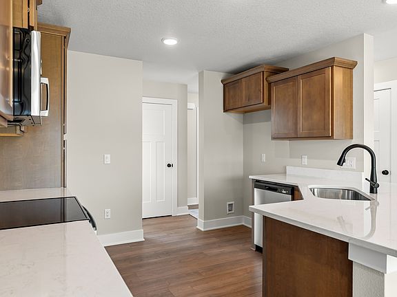 5th image of 4220 NE 5th St