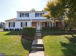 2200 Gring Dr, Wyomissing, PA 19610