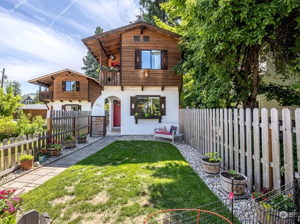 221 Evans Street, Leavenworth, WA 98826