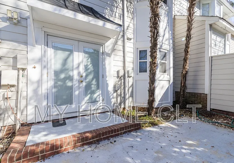 807 Greenleaf Ave #1 — Photo 38