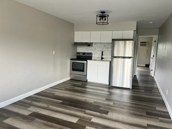 George Commons, 1321 N 3rd St #31, Vincennes, IN 47591