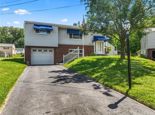 1067 Coral Cir, Conway, PA 15027