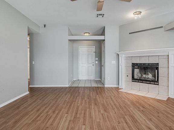 5th image of 1717 Briarcreek