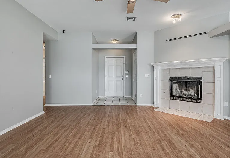 1717 Briarcreek — Photo 5