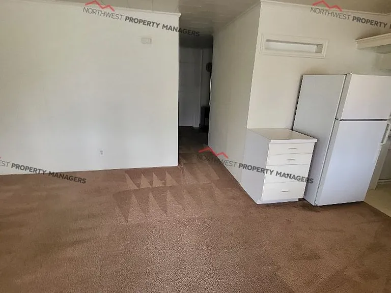 314 320 S W Cascade Avenue 171 #3 — Photo 4