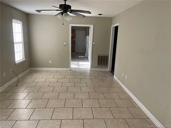 3rd image of 2808 Mary St